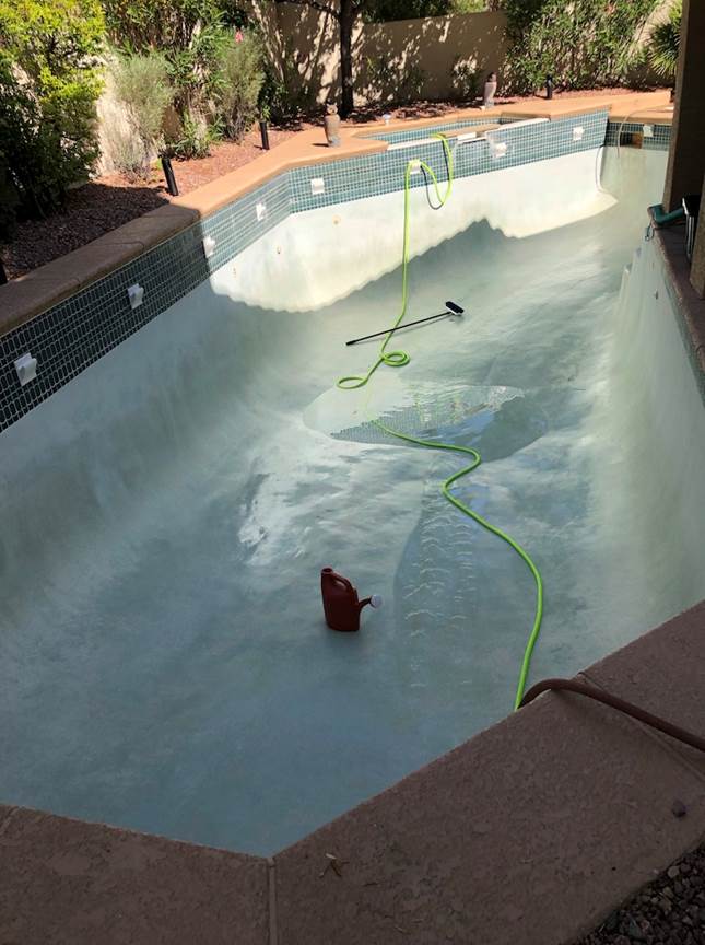 Green Pool - Cleaning